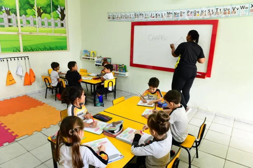 Aula na lousa, Educação Infantil do Colégio Basic