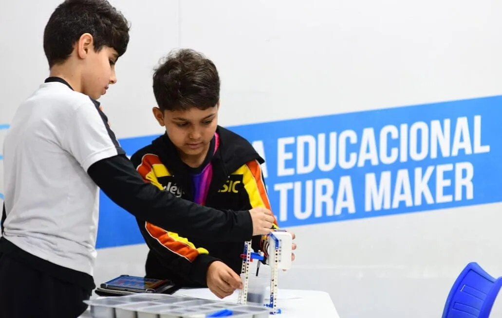 Cultura maker, robótica no Colégio Basic